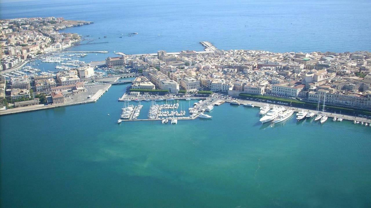 Апартаменти Rivamare Loft Seaside By Picasa Sicilia - Sea & Ortigia View Syracuse Екстер'єр фото